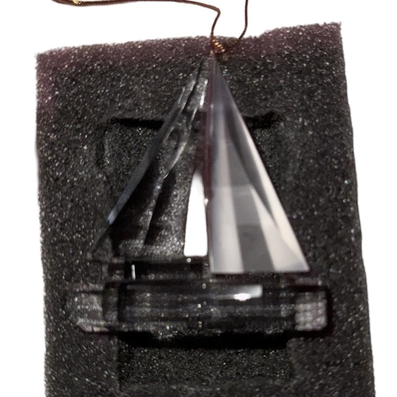Elegant Crystal Scale Sailboat Award - Perfect for‎ Engraving! - Picture 4 of 4
